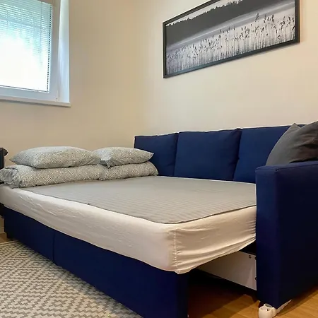 아파트 Cozy Self Check-in In Vibrant Ruzinov Area, Komarnicka 42, 브라티슬라바