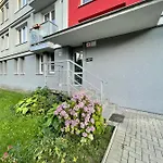 Cozy Self Check-in In Vibrant Ruzinov Area, Komárnická 42, Appartamento