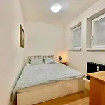 Appartamento Cozy Self Check-in In Vibrant Ruzinov Area, Komárnická 42,
