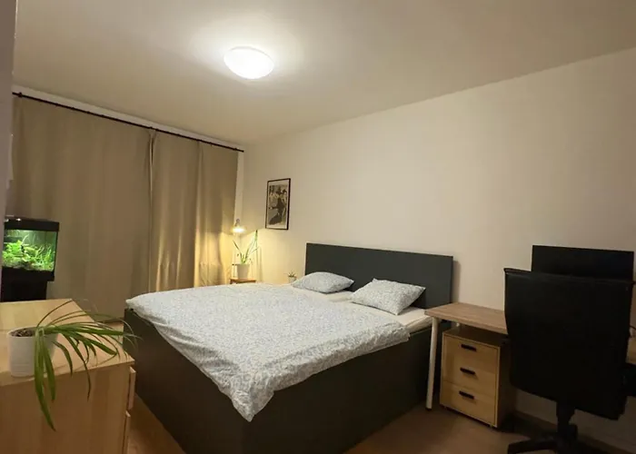 Cozy Self Check-in In Vibrant Ruzinov Area, Komarnicka 42, Apartament